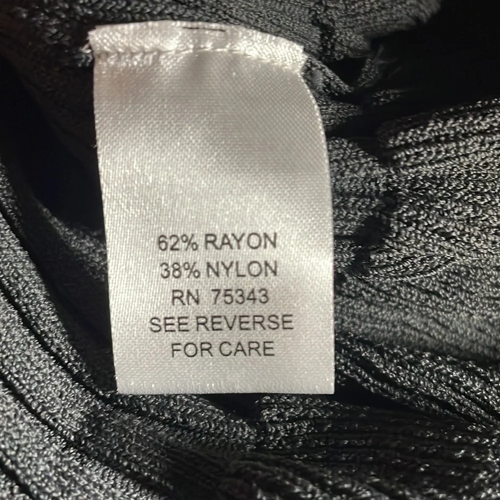 Striped Ribbed Knit Top - Picture 8 of 8